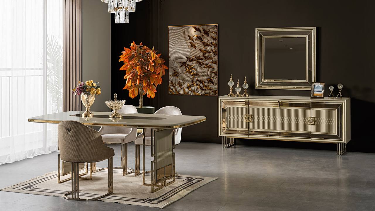 photo_6032960056556897476_y